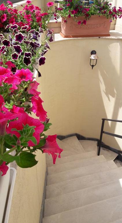 אפרטהוטל בובאלינו מרינה Palazzo Reginella מראה חיצוני תמונה